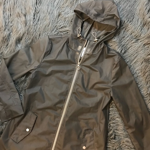guess rain jacket